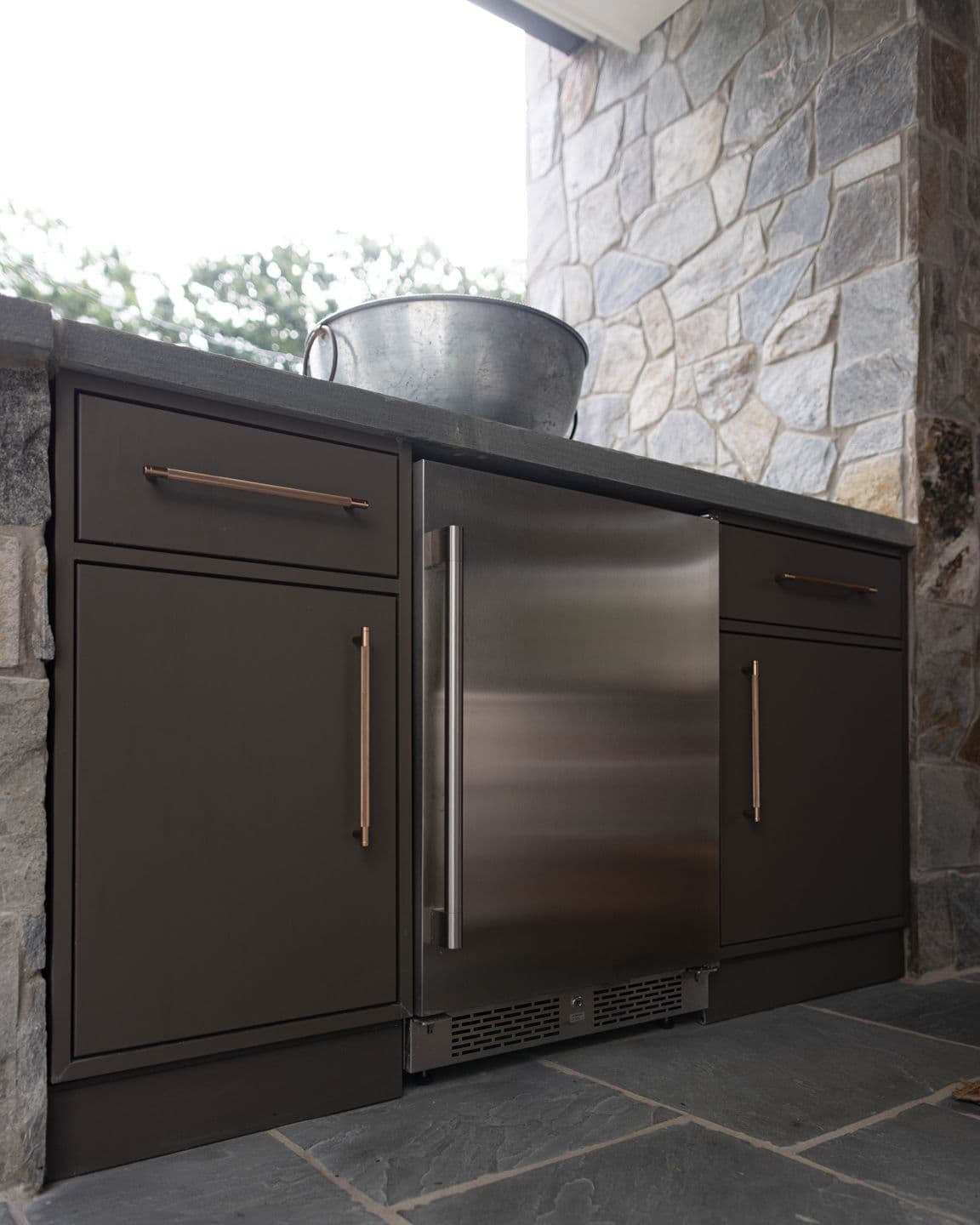 outdoor kitchen by bethesda contracting